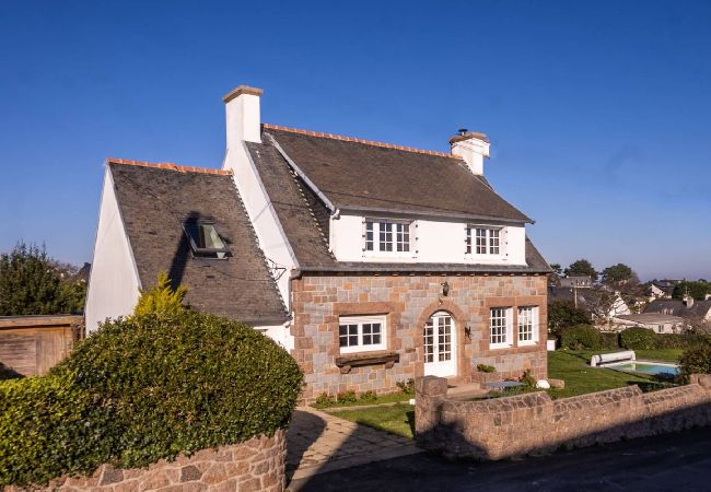 Maison à Perros-Guirec - ty michel · Swimming pool access to beaches and sh Maison à Perros-Guirec - ty michel · Swimming pool access to beaches and sh