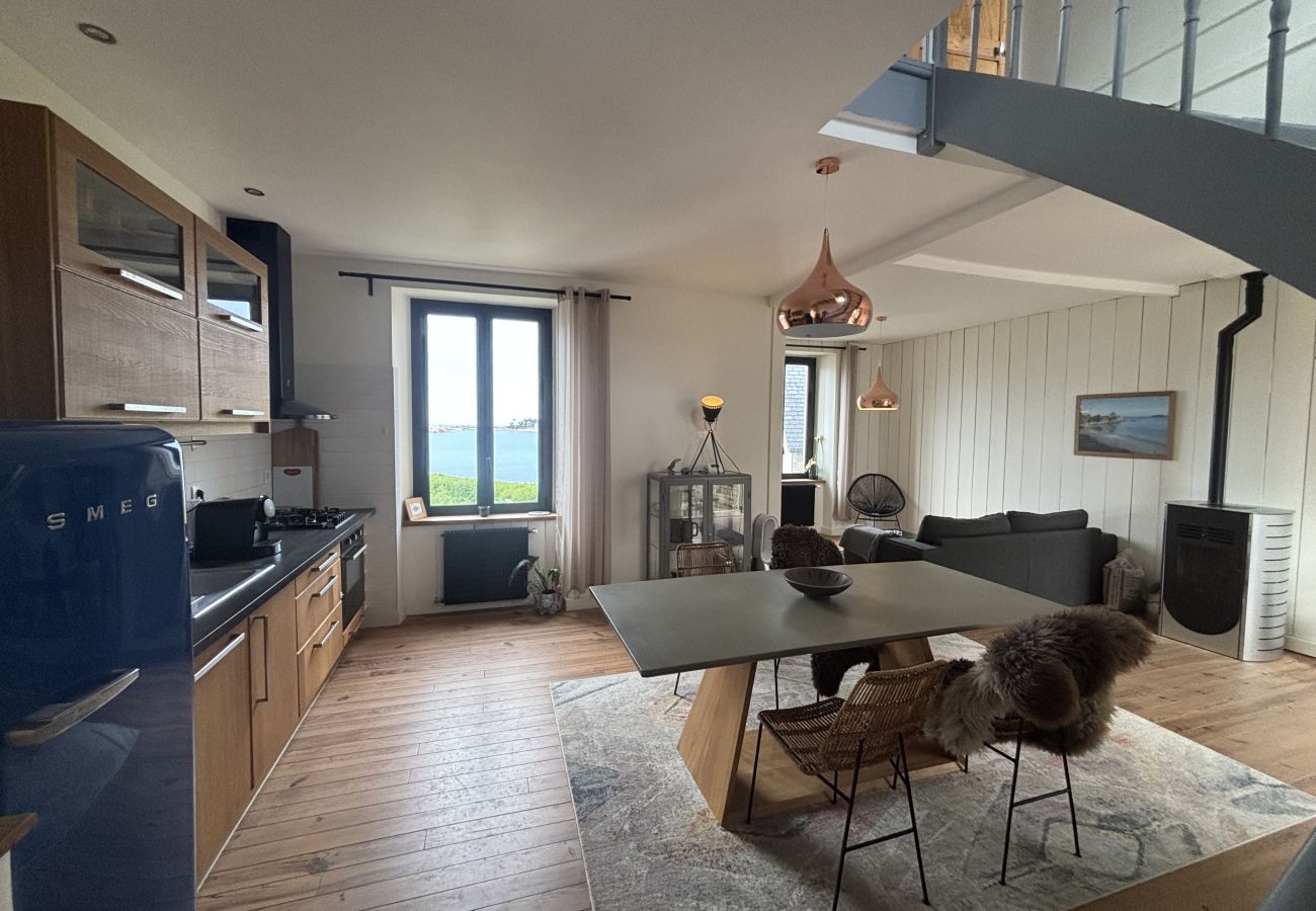 Maison à Penvénan - hjem petite · Port Blanc Facing the sea