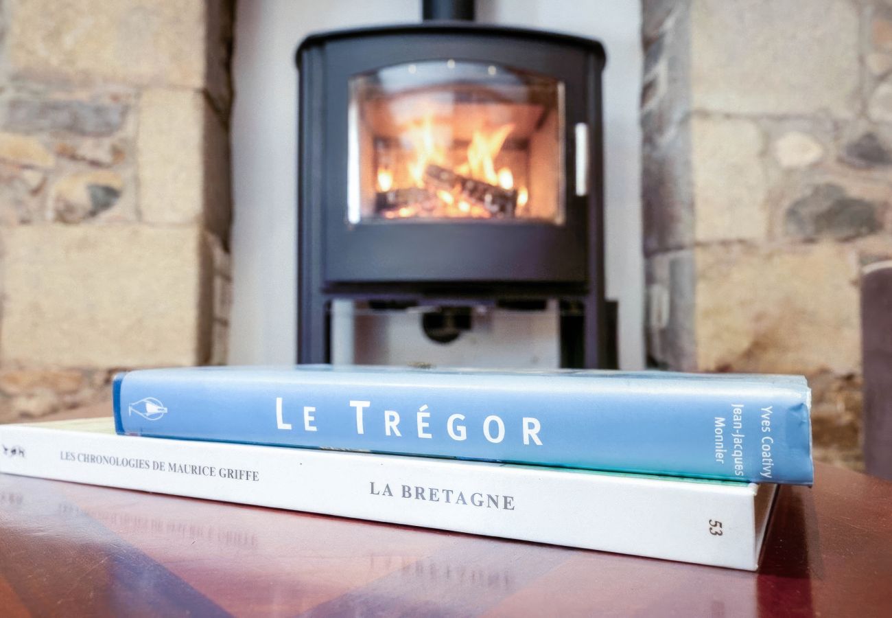 Maison à Plougrescant - ty gouermel · Ty Gouermel Location Bretagne Lots o