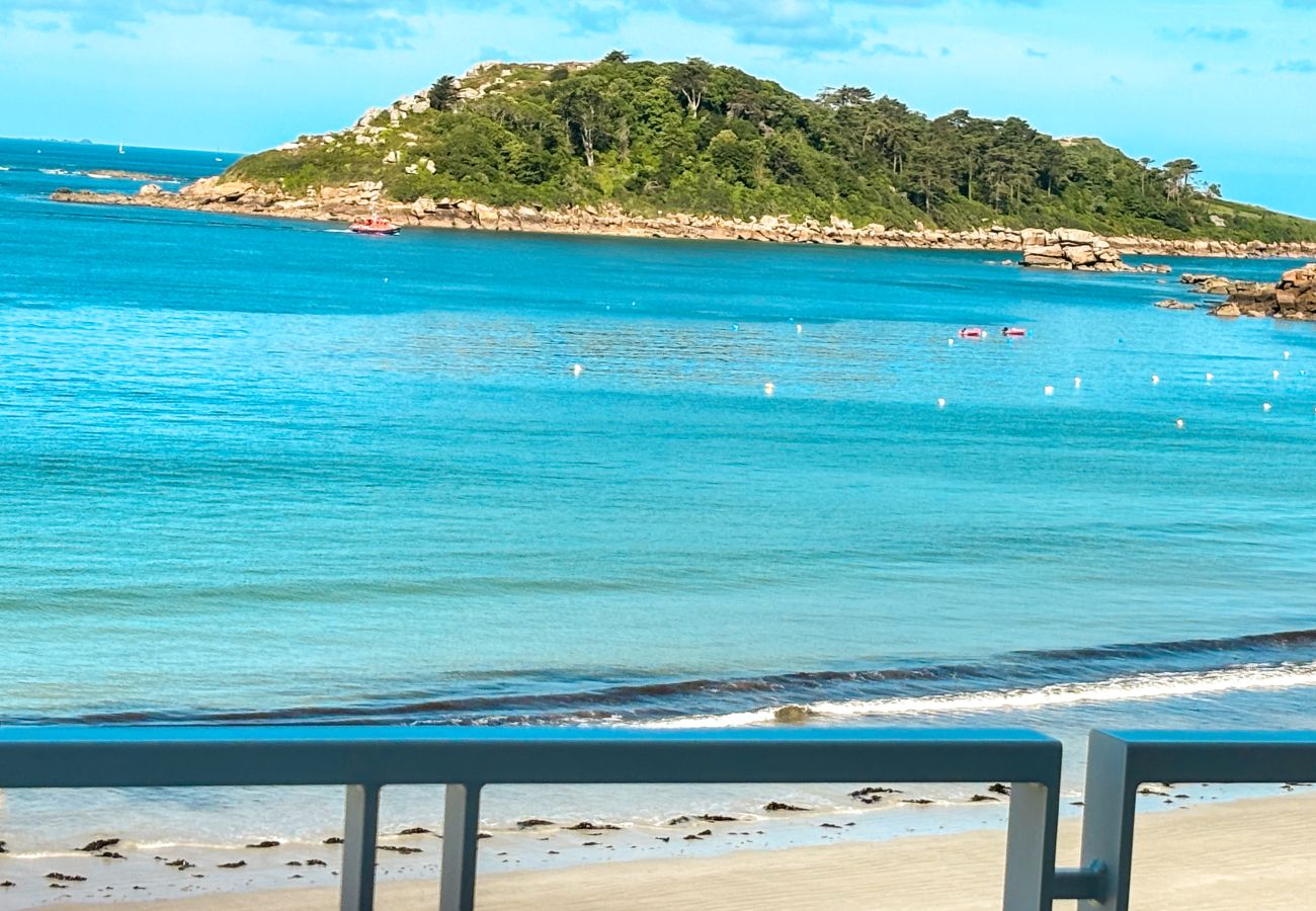 Appartement à Trébeurden - PORS-MABO T3 · Luxury 2 Bedroom Apartment with Sea