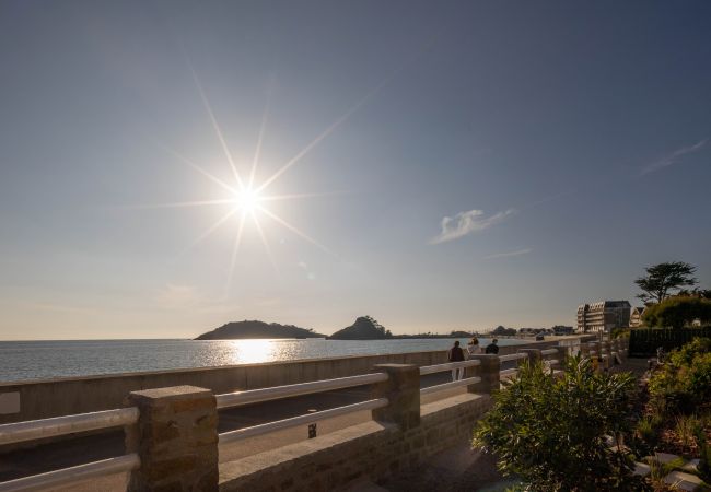 Appartement à Trébeurden - LA ROCHE MIGNONNE T3 · T3 Beach access and indoor Appartement à Trébeurden - LA ROCHE MIGNONNE T3 · T3 Beach access and indoor