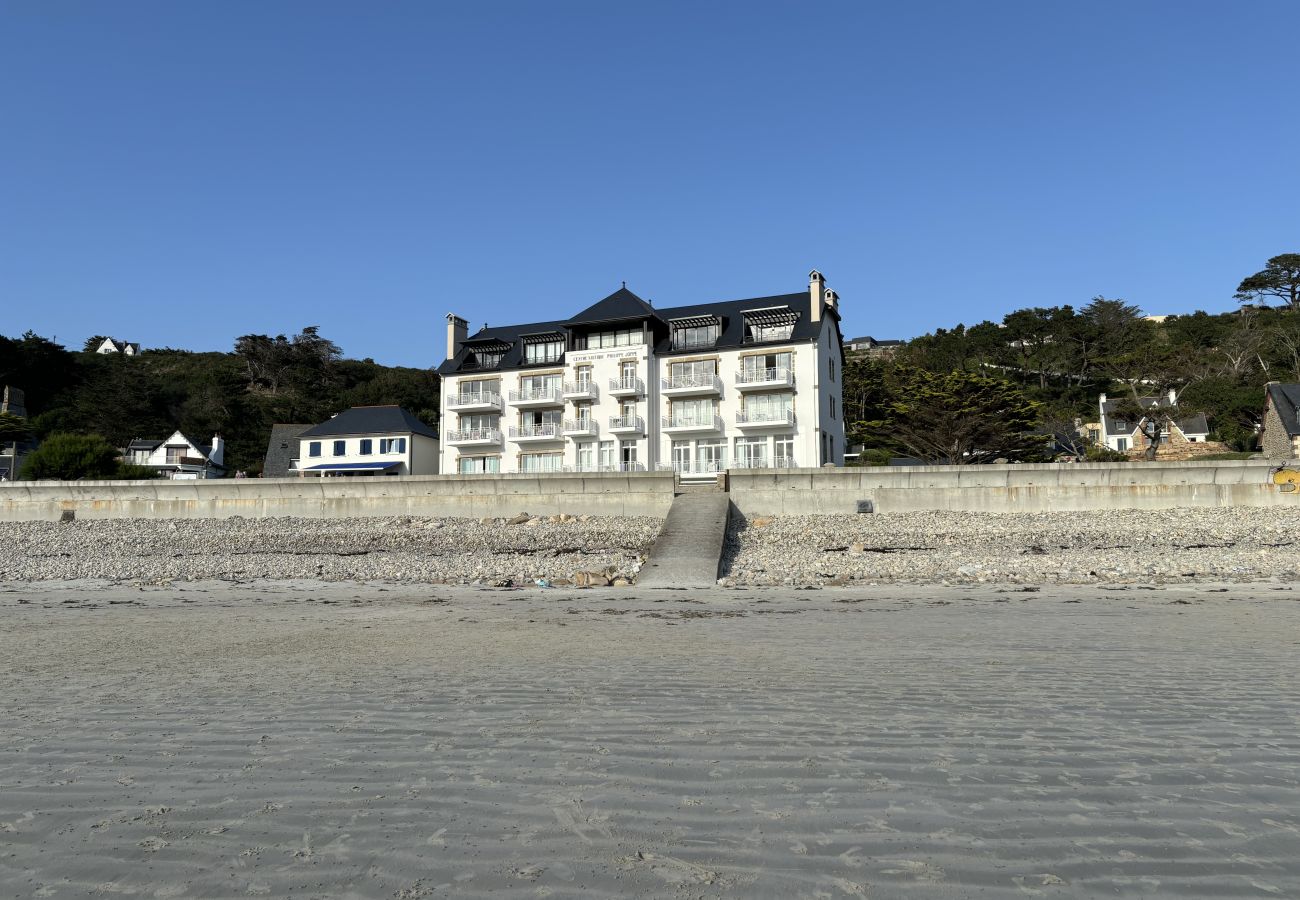 Appartement à Trébeurden - LE TAUREAU - T3 ,Trébeurden , vue mer Appartement à Trébeurden - LE TAUREAU - T3 ,Trébeurden , vue mer