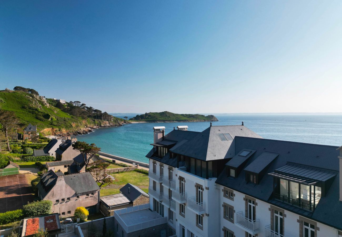 Goaz Treiz à Trébeurden : appartement avec jardin vue mer