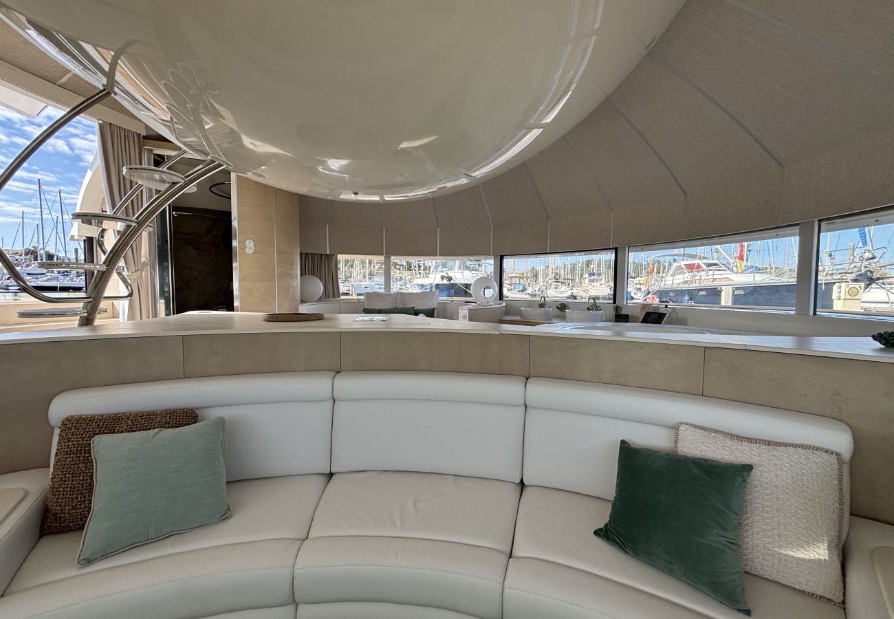 Bateau à Trébeurden - ANTHÉNEA - Trébeurden Bateau à Trébeurden - ANTHÉNEA - Trébeurden